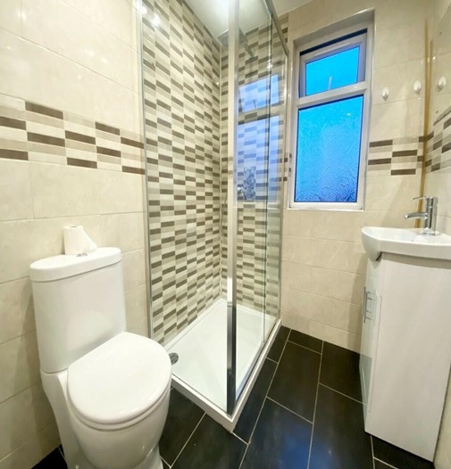 WhatsApp Image 2025-12-03 at 14.02.23